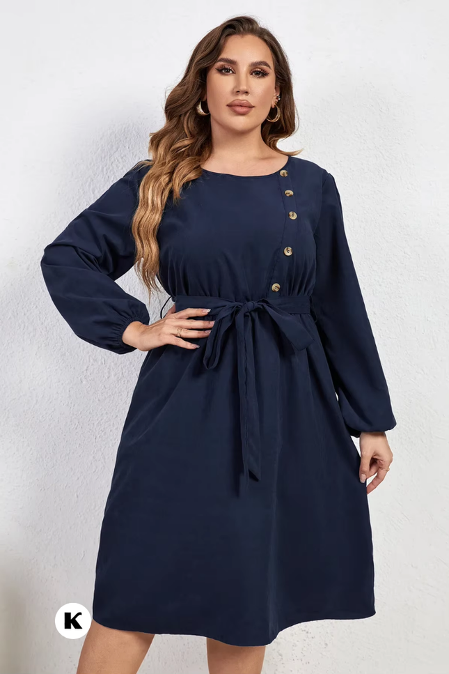 Plus size model robe waist stijl donkerblauwe jurk