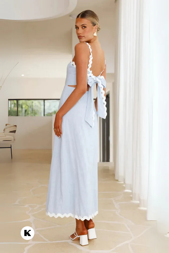 Wave loose fit model lichtblauwe jurk