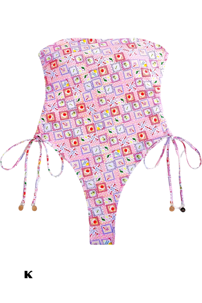 Strapless model wire roze bloemenprint design badpak