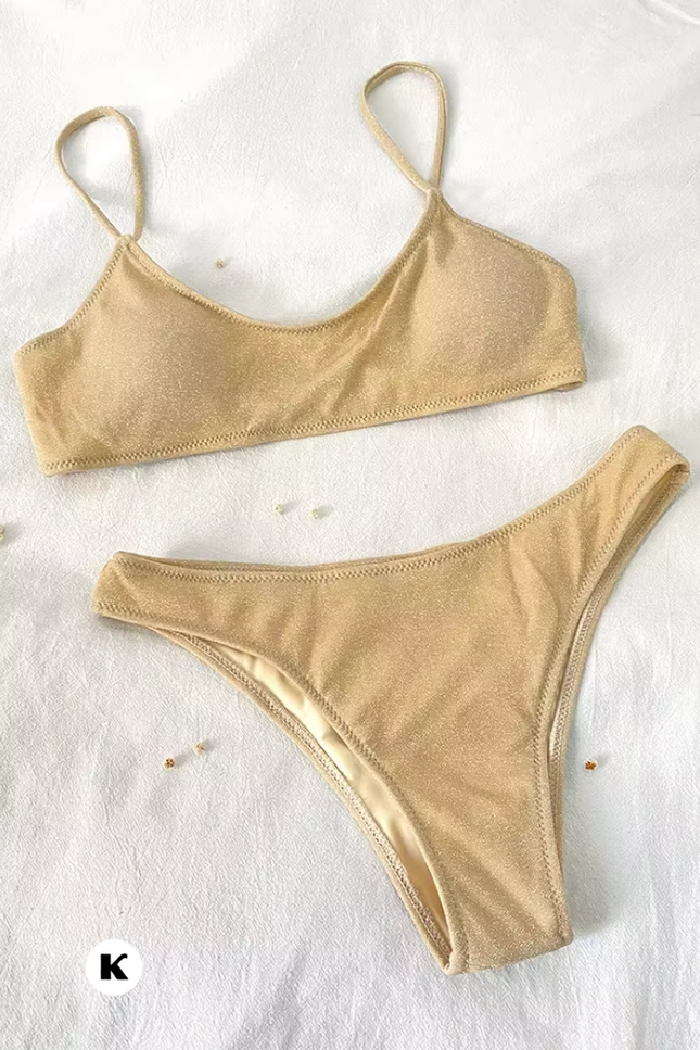 Push up low waist model bikini