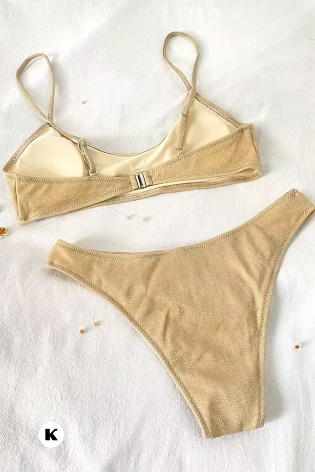 Push up low waist model bikini
