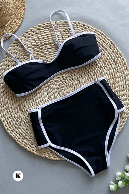 High waisted model bandage bikini