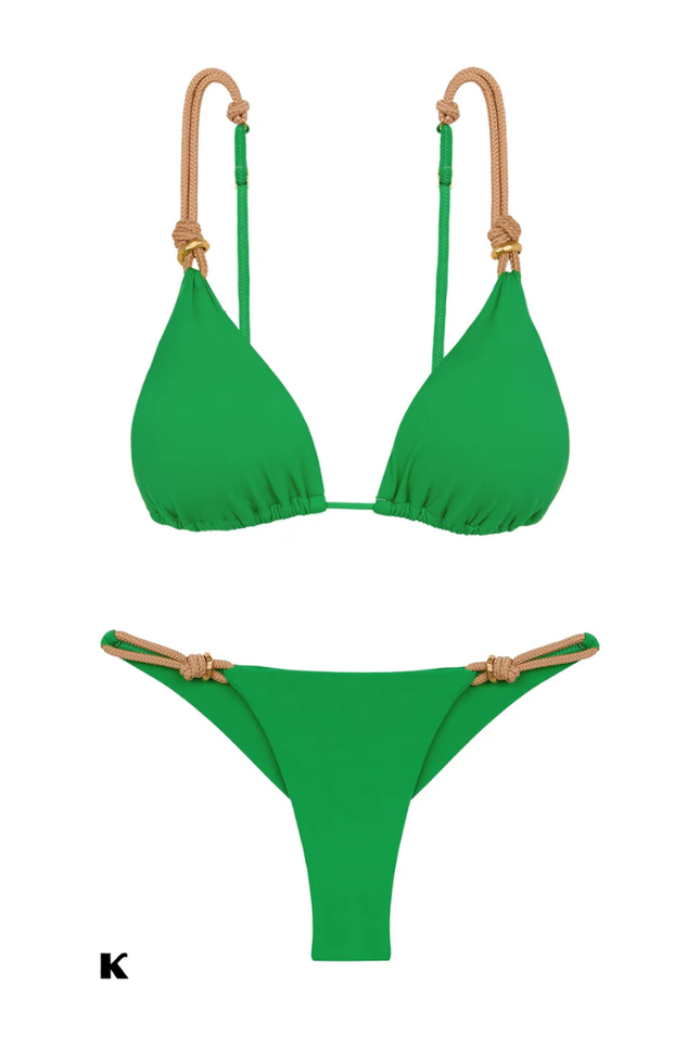 Chic stand out model bikini